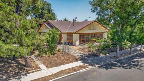 Photo of 641 E Yale Avenue, Fresno, CA 93704 (MLS # 242702)