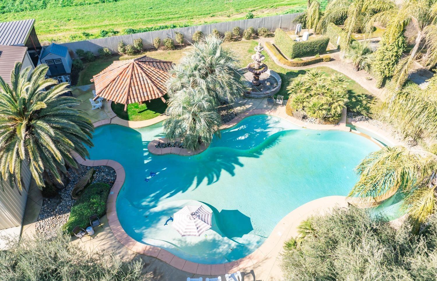 Hanford, California 93230, United States, 5 Bedrooms Bedrooms, ,5 BathroomsBathrooms,Residential,Active,144196