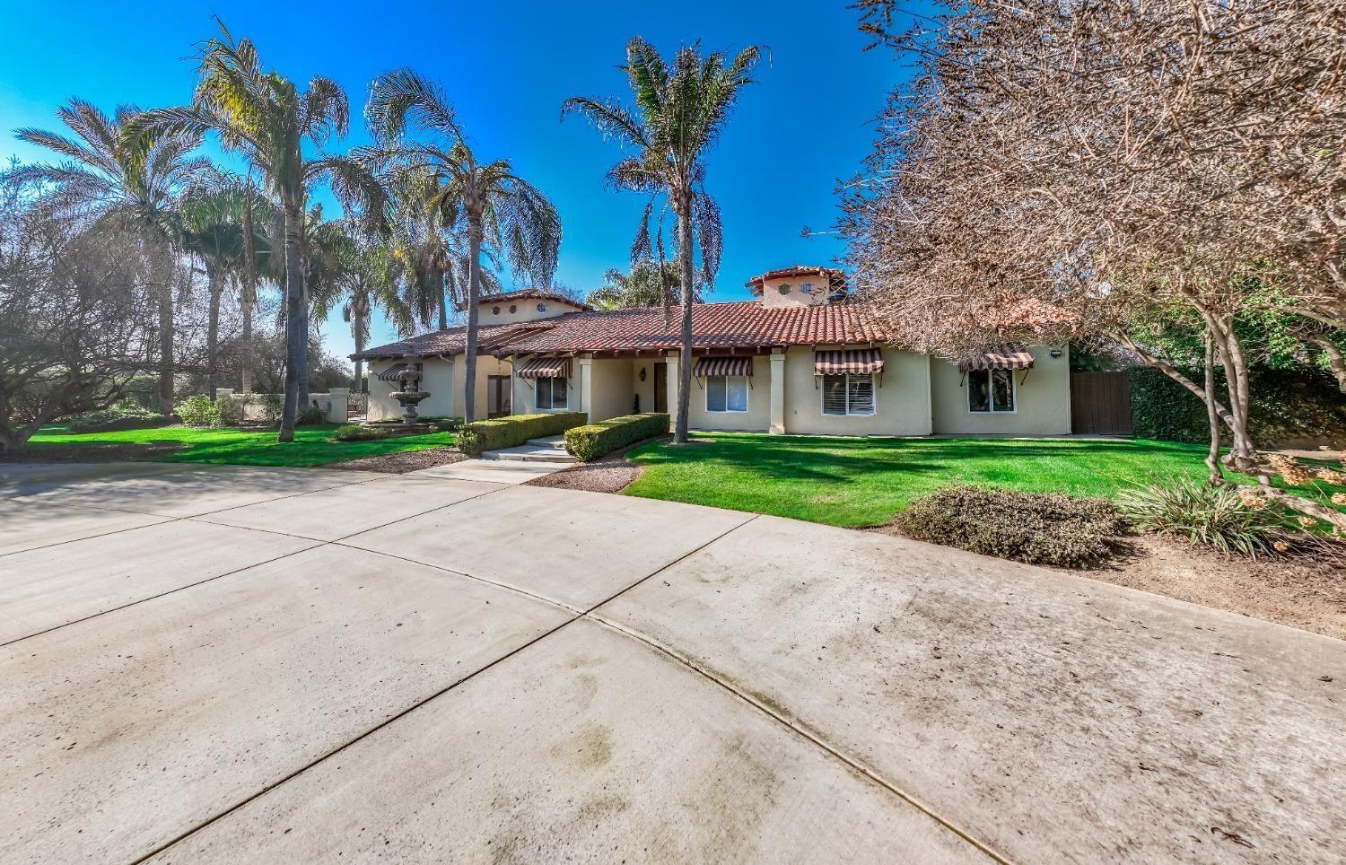 Hanford, California 93230, United States, 5 Bedrooms Bedrooms, ,5 BathroomsBathrooms,Residential,Active,144196