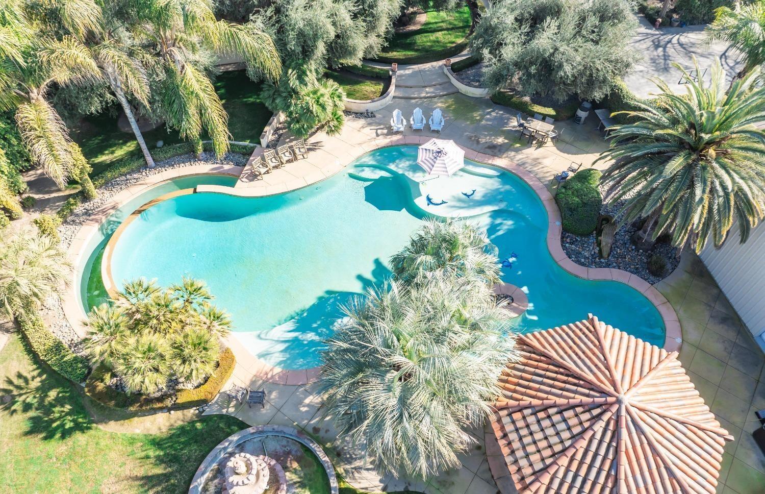 Hanford, California 93230, United States, 5 Bedrooms Bedrooms, ,5 BathroomsBathrooms,Residential,Active,144196