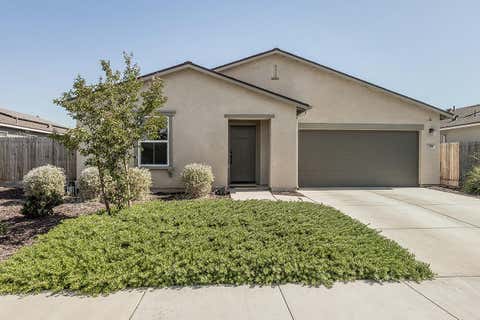 Photo of 1105 E Packwood Avenue, Visalia, CA 93292 (MLS # 242375)