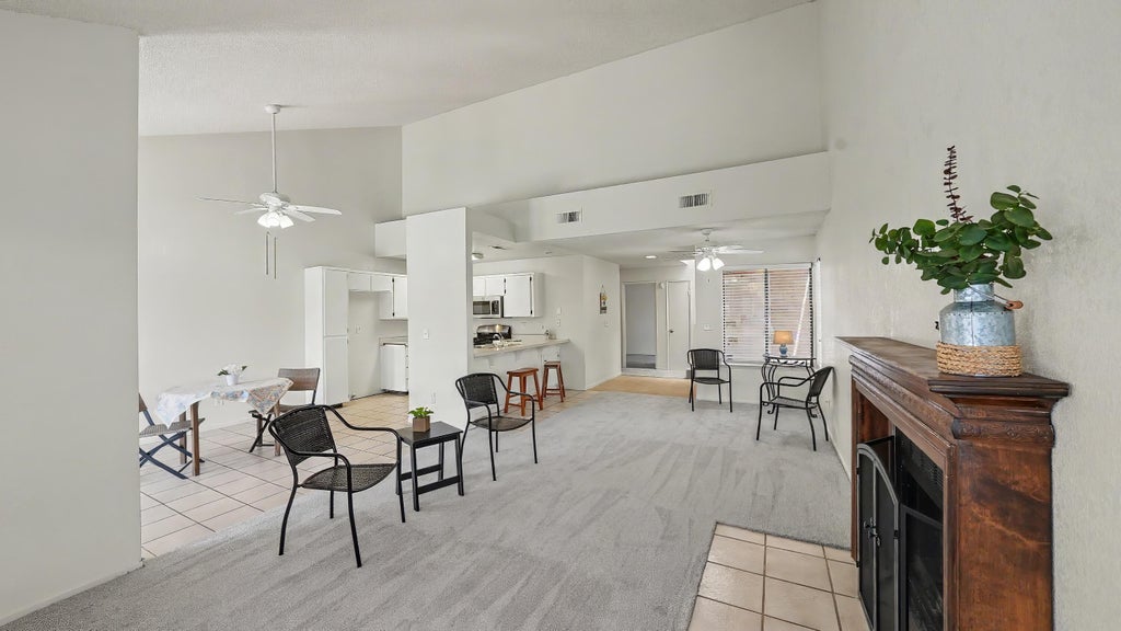Photo of 807 E Harold Avenue, Visalia, CA 93292 (MLS # 241359)