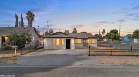 Photo of 1500 Hanna Avenue, Corcoran, CA 93212 (MLS # 244727)