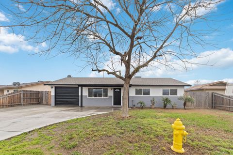 Photo of 14191 Pimo Street, Armona, CA 93202 (MLS # 239587)