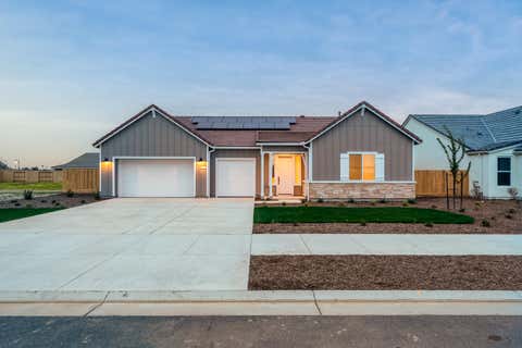 Photo of 6522 W Galileo Drive Lot1032 #Lot1032, Visalia, CA 93277 (MLS # 240059)