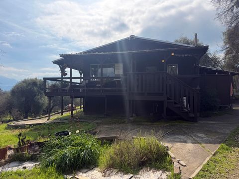 Photo of 41757 Yokohl Valley Drive, Springville, CA 93265 (MLS # 240369)