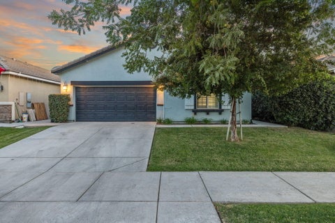 Photo of 3605 W Delta Avenue, Visalia, CA 93291 (MLS # 244437)