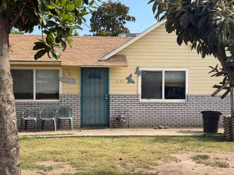 Photo of 1735 W Connelly Avenue, Visalia, CA 93291 (MLS # 242998)