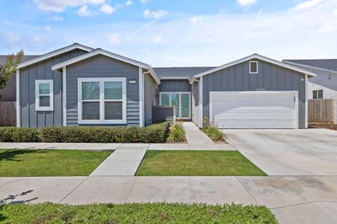 Photo of 3733 N Clay Street, Visalia, CA 93291 (MLS # 242253)