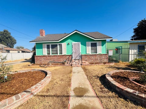 Photo of 232 E Sweet Avenue, Visalia, CA 93291 (MLS # 244103)