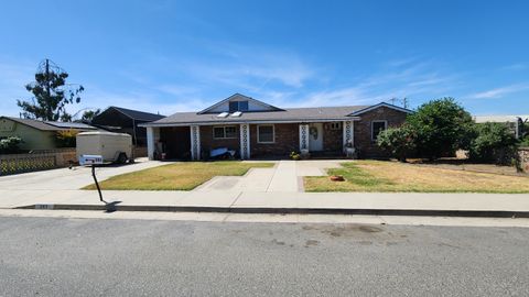 Photo of 243 W Lois Avenue, Tulare, CA 93274 (MLS # 242078)