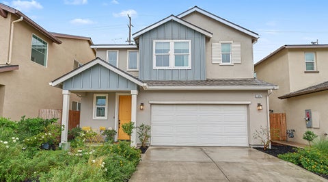 Photo of 1007 W Payson Avenue, Visalia, CA 93291 (MLS # 244771)
