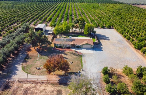 Photo of 36705 Rd 144, Visalia, CA 93292 (MLS # 241758)