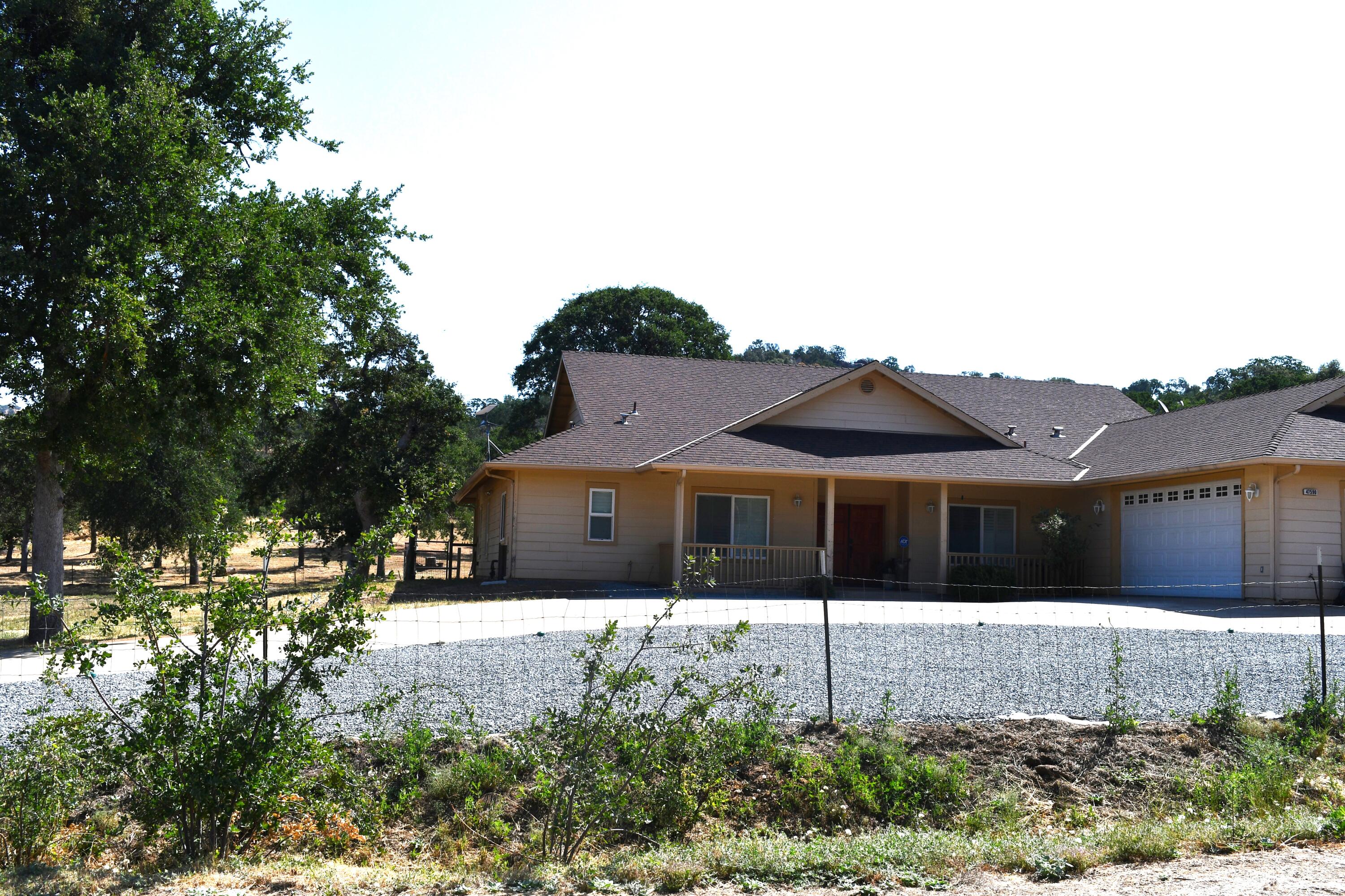 Squaw Valley, California 93675, United States, 3 Bedrooms Bedrooms, ,3 BathroomsBathrooms,Residential,Active,22724