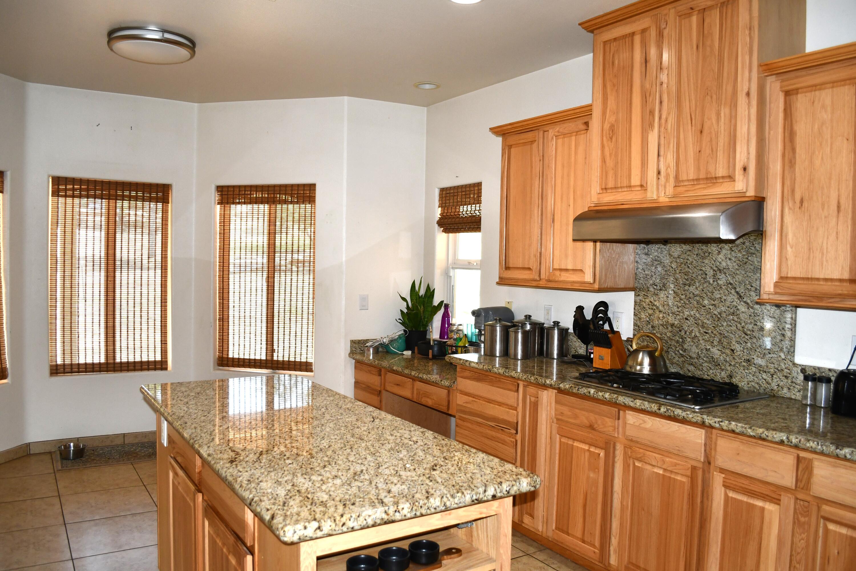 Squaw Valley, California 93675, United States, 3 Bedrooms Bedrooms, ,3 BathroomsBathrooms,Residential,Active,22724