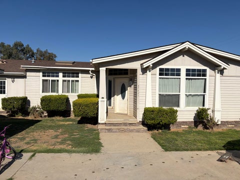 Photo of 37421 Millwood Drive, Woodlake, CA 93286 (MLS # 243298)