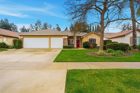 Photo of 5547 W Modoc Avenue, Visalia, CA 93291 (MLS # 239349)