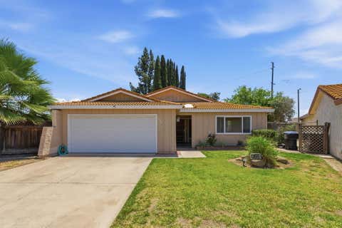 Photo of 1924 S Royal Oaks Drive, Visalia, CA 93277 (MLS # 242167)