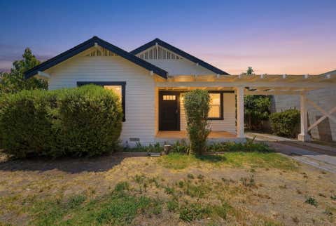 Photo of 35 S Howland Street, Porterville, CA 93257 (MLS # 242574)