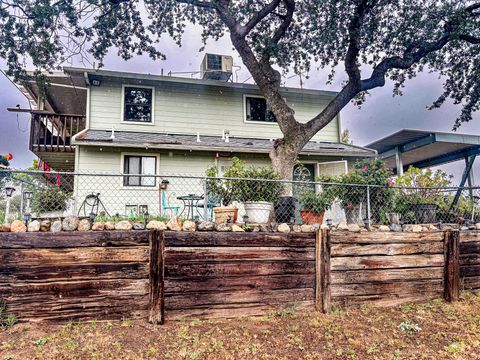 Photo of 40708 Balch Park Road, Springville, CA 93265 (MLS # 241128)