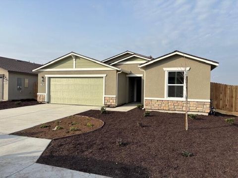 Photo of 2948 Bay Hill Drive, Tulare, CA 93274 (MLS # 239493)