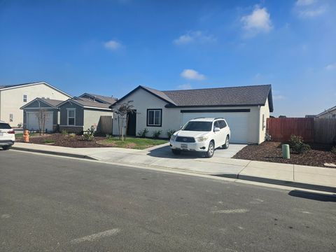 Photo of 725 James Avenue, Corcoran, CA 93212 (MLS # 239637)