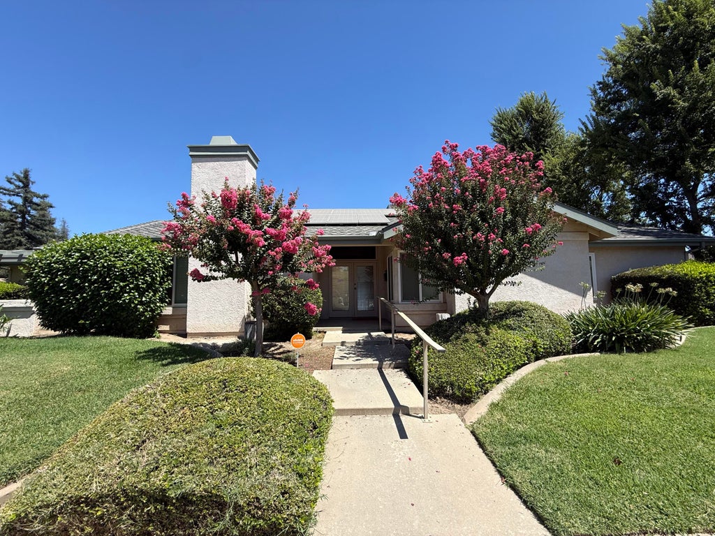 Photo of 2300 E Iris Avenue, Visalia, CA 93292 (MLS # 243209)