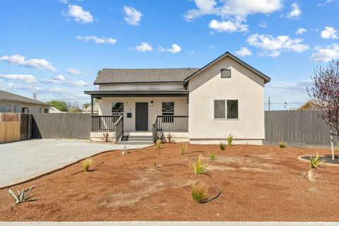 318 E 11th Street, Hanford, CA 93230 - MLS#: 234567