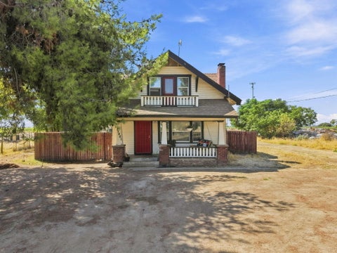 Photo of 17481 Idaho Avenue, Lemoore, CA 93245 (MLS # 243863)