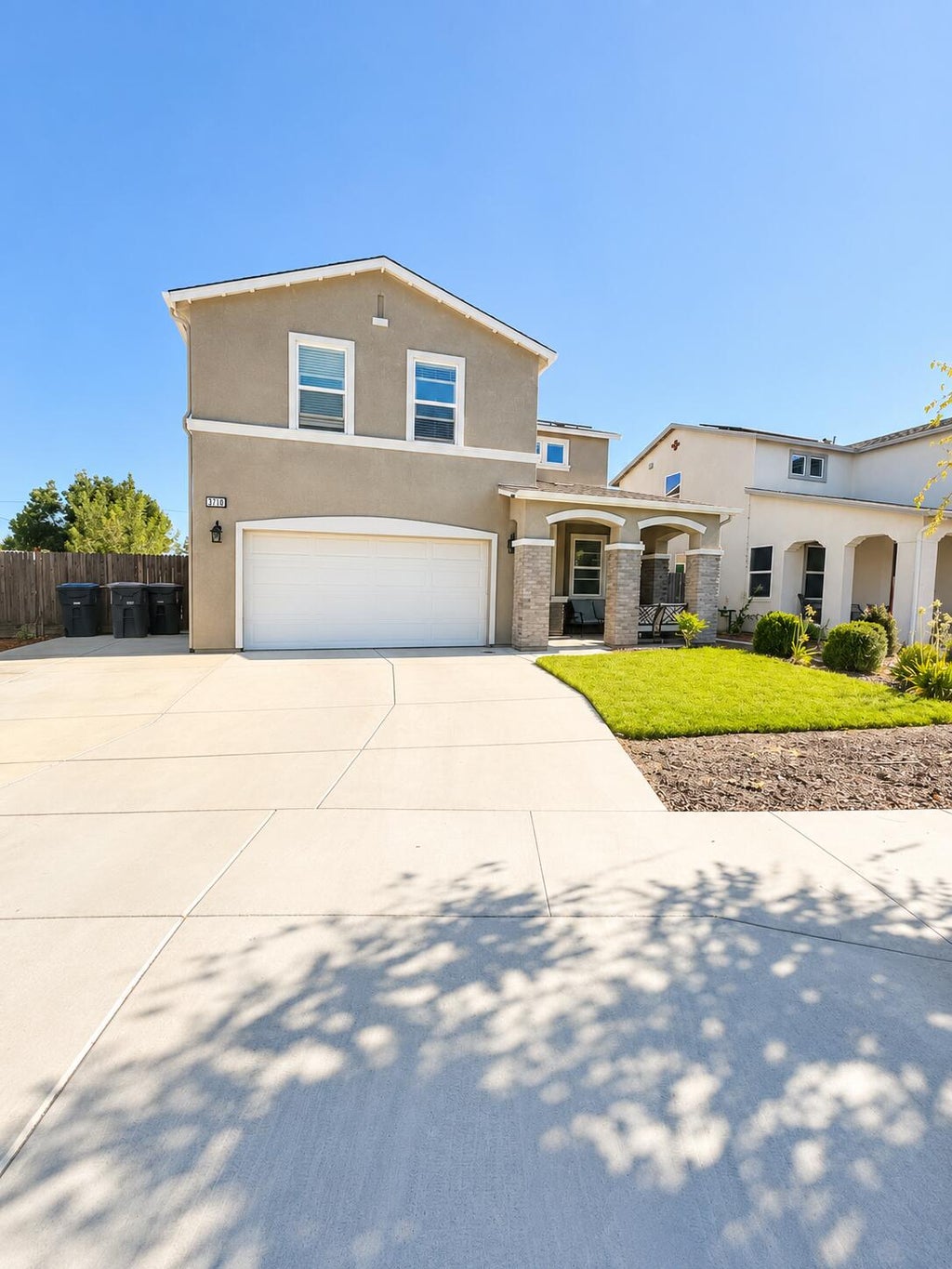Photo of 3710 E Kaweah Avenue, Visalia, CA 93292 (MLS # 243352)
