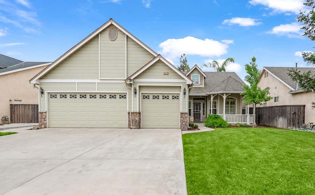 Photo of 5117 W Oriole Avenue, Visalia, CA 93291 (MLS # 241321)