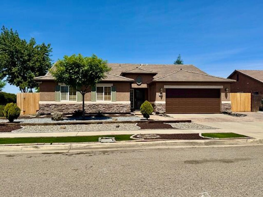 Photo of 4130 E Stapp Avenue, Visalia, CA 93292 (MLS # 241180)