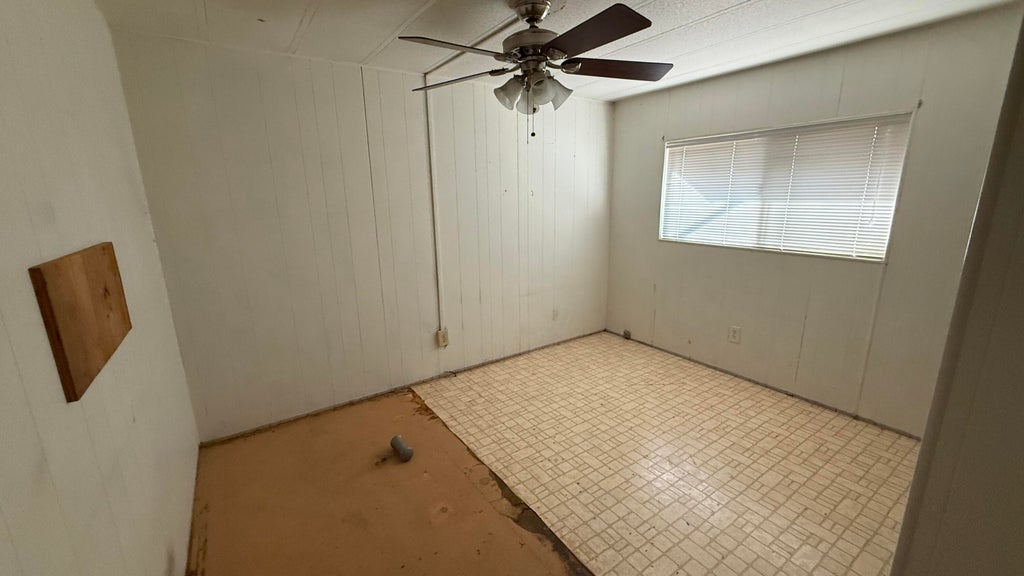 Photo of 415 N Akers Street 104 #104, Visalia, CA 93291 (MLS # 240821)
