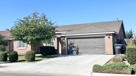 Photo of 2228 E Four Creeks Avenue, Visalia, CA 93292 (MLS # 237870)