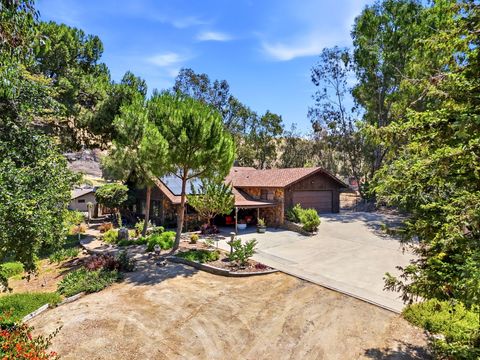 Photo of 28843 California 190, Porterville, CA 93257 (MLS # 241606)