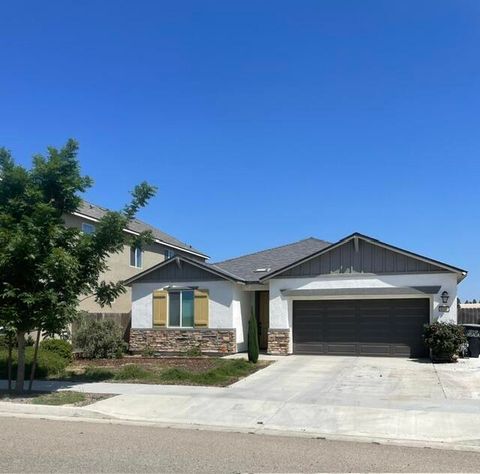 Photo of 3604 E Cherry Avenue, Visalia, CA 93277 (MLS # 241619)