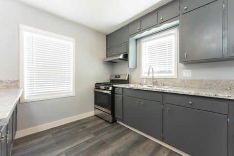 Photo of 811 I Street, Orange Cove, CA 93646 (MLS # 244188)