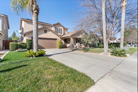 Photo of 3831 S Watson Street, Visalia, CA 93277 (MLS # 232938)