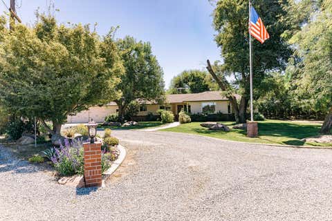 Photo of 23894 Rd 126, Tulare, CA 93274 (MLS # 242841)