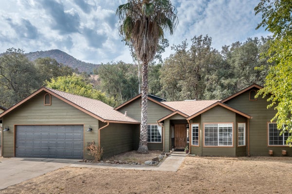 41085 OAK RIDGE DR, THREE RIVERS, CA 93271 - Image dcf438256b1bde8e03aaae267c664f6f/2361539968