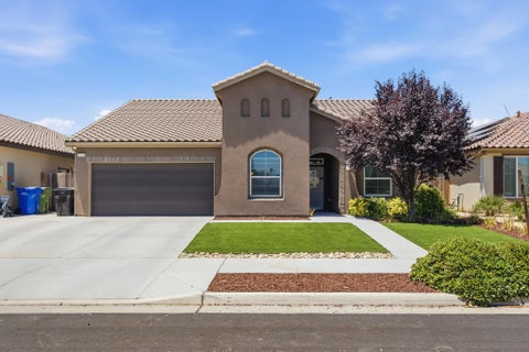 Photo of 1129 Obsidian Avenue, Lemoore, CA 93245 (MLS # 242369)