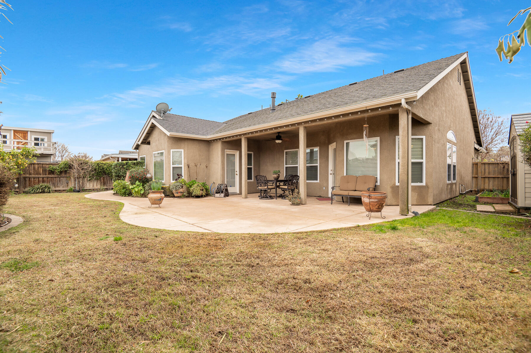 Visalia, California 93291, United States, 4 Bedrooms Bedrooms, ,2 BathroomsBathrooms,Residential,Pending,7677