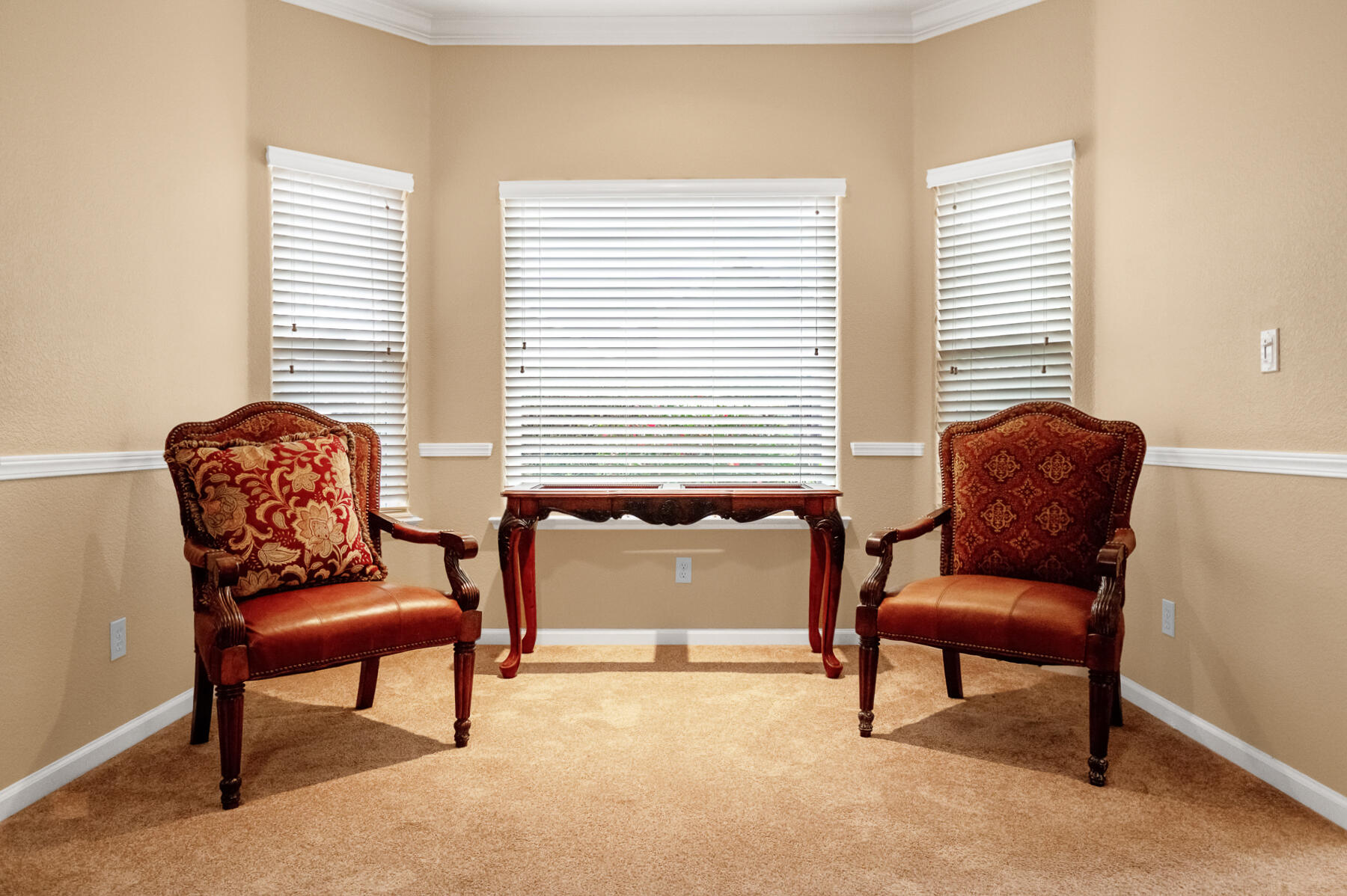 Visalia, California 93291, United States, 4 Bedrooms Bedrooms, ,2 BathroomsBathrooms,Residential,Pending,7677