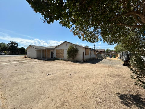 Photo of 261 11th Street, Orange Cove, CA 93646 (MLS # 244319)