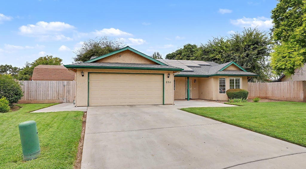 Photo of 250 W Loyola Avenue, Visalia, CA 93277 (MLS # 243824)