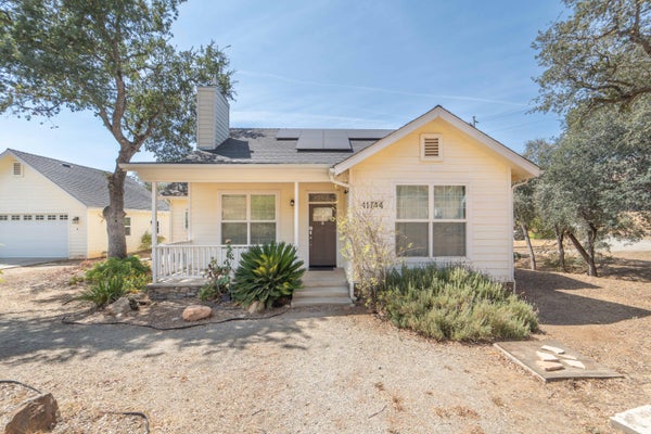 41744 S FORK DR, THREE RIVERS, CA 93271 - Image e0adee1ad2700a38760b911e4eb437cd/75948505