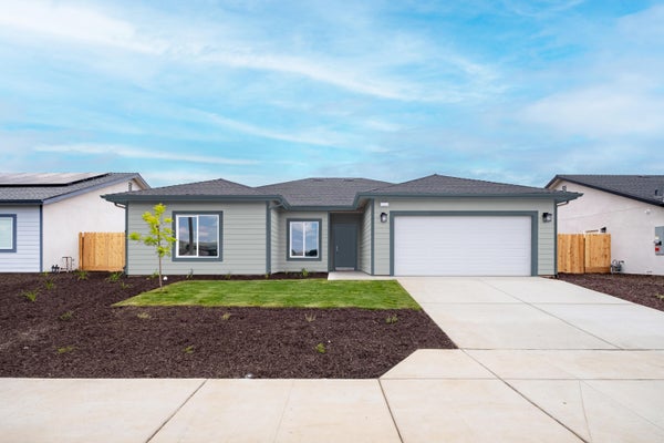 401 YOKUT ST, WOODLAKE, CA 93286 - Image e2033161ea34fed8cf1cf8e54b3881f2/1353995131