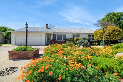 Photo of 2080 Mckinley Avenue, Hanford, CA 93230 (MLS # 241195)