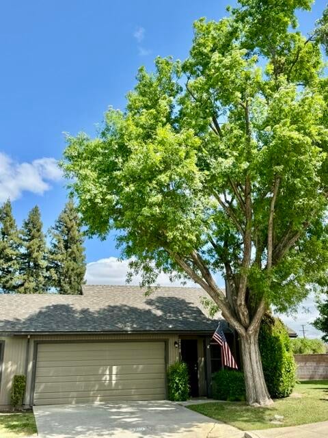 Photo of 2610 E Tulare Avenue, Visalia, CA 93292 (MLS # 240827)