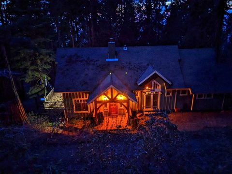 Photo of 54838 Ponderosa Drive, Springville, CA 93265 (MLS # 240690)